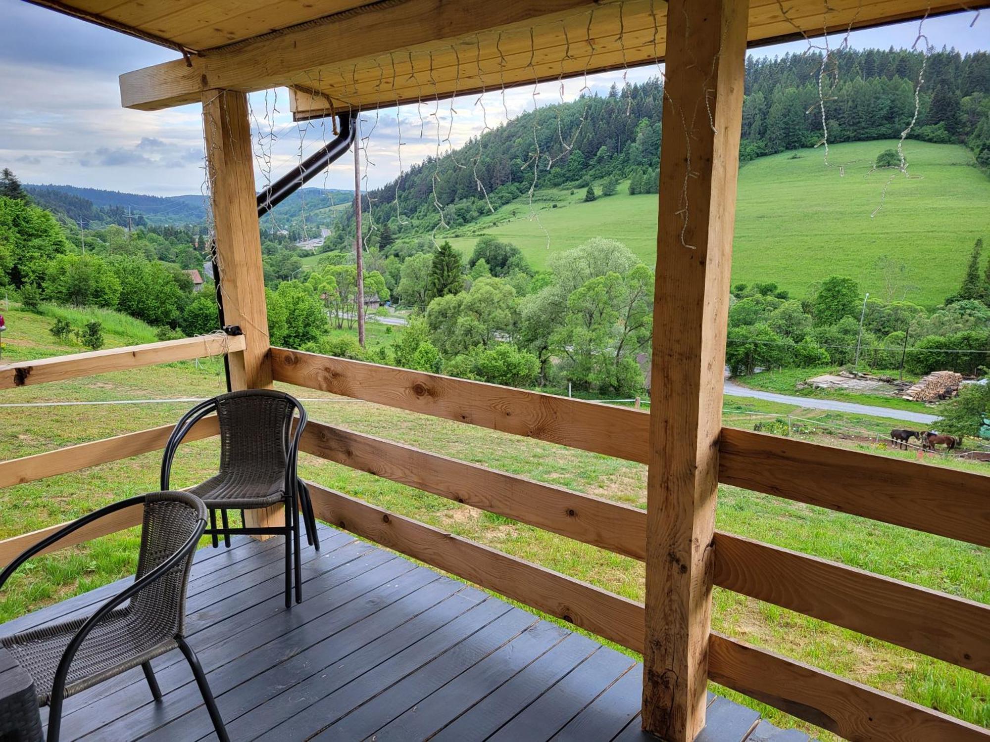 Hotel Lesny Dzban Komańcza Exteriér fotografie